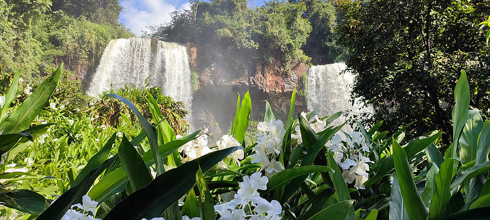 Iguazu: Salto Dos Hermanas Two Sisters Falls